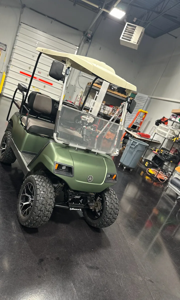 Golf cart after a green color change wrap