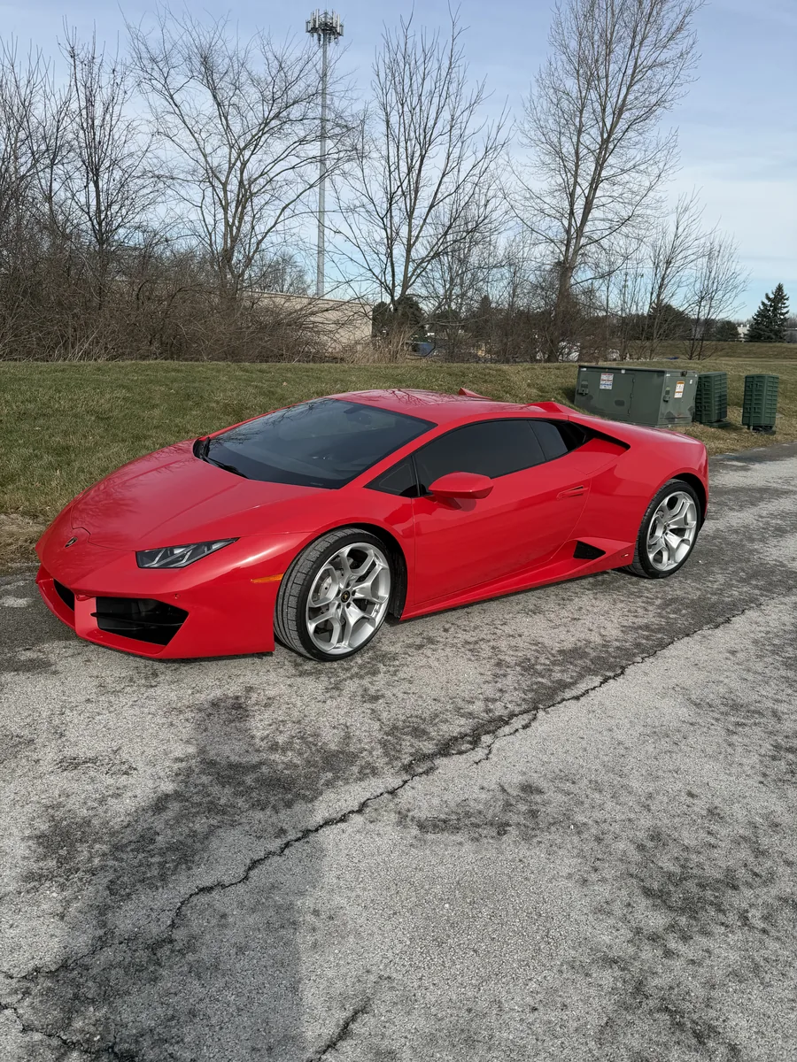 Lamborghini Huracan in a red color change wrap